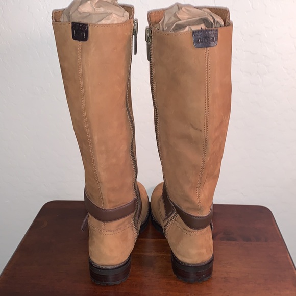 UGG SIZE 6.5 HARRINGTON CHESTNUT LEATHER WATER RESISTANT TALL BEAUTIFUL BOOTS - Picture 4 of 15